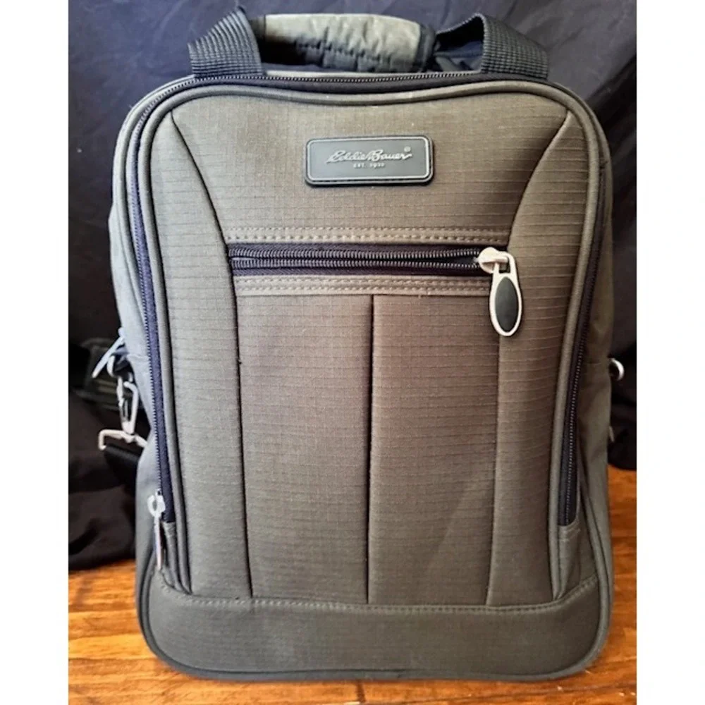 Eddie Bauer Olive Green Ripstop Nylon Travel Crossbody Messenger Bag Small